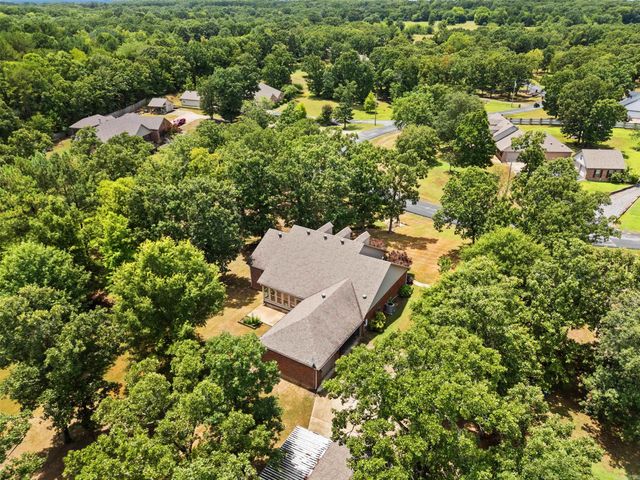 82 Northlake Circle, Conway, AR 72032