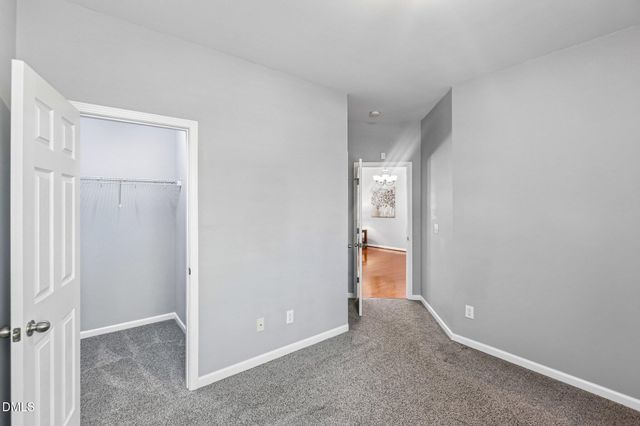 942 Shining Wire Way, Morrisville, NC 27560
