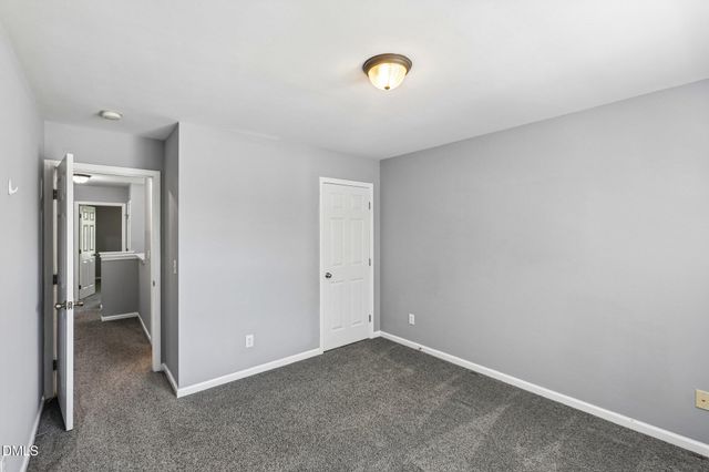 942 Shining Wire Way, Morrisville, NC 27560