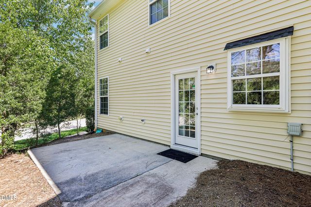 942 Shining Wire Way, Morrisville, NC 27560