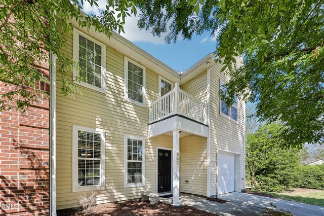 942 Shining Wire Way, Morrisville, NC 27560
