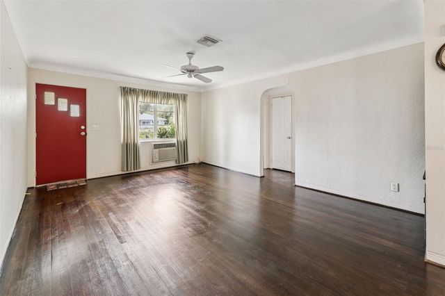 5020 27TH AVENUE S, Gulfport, FL 33707