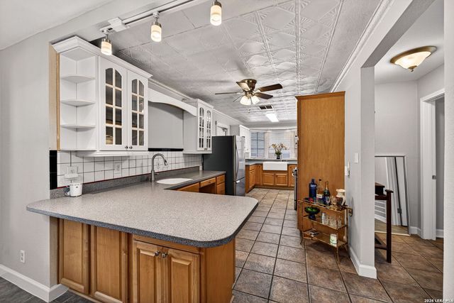 6223 Sun Hollow, Leon Valley, TX 78238