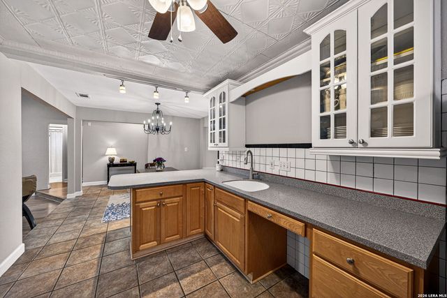 6223 Sun Hollow, Leon Valley, TX 78238