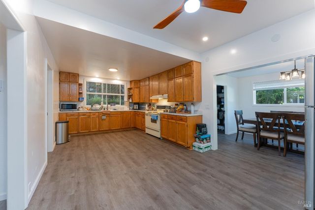 13240 S Highway 101, Hopland, CA 95449