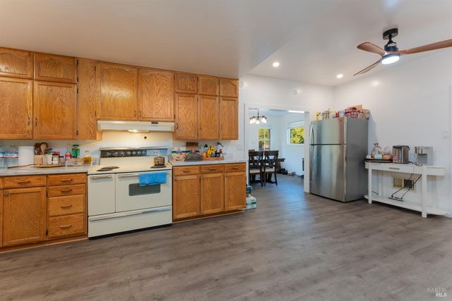 13240 S Highway 101, Hopland, CA 95449