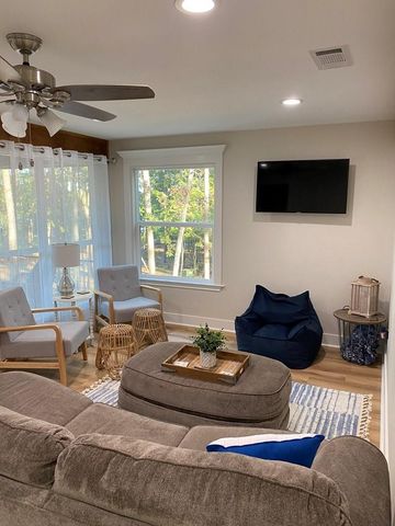 106 Joan Street, Zavalla, TX 75980