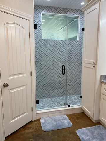 106 Joan Street, Zavalla, TX 75980