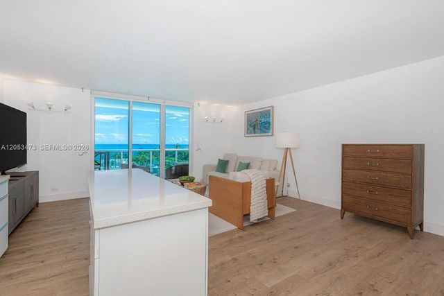 2301 Collins Avenue 541, Miami Beach, FL 33139