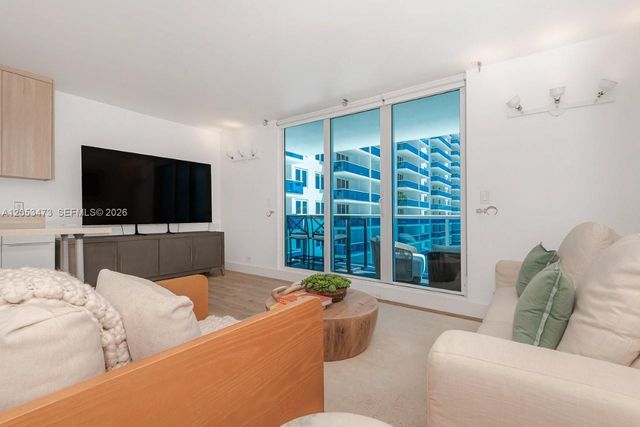 2301 Collins Avenue 541, Miami Beach, FL 33139