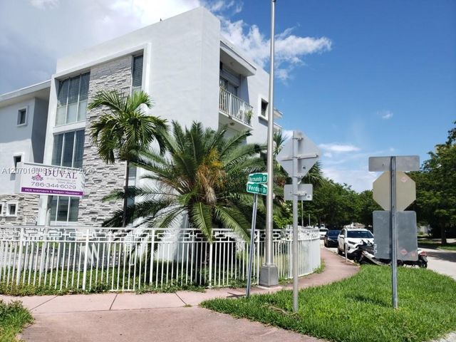2101 Normandy Drive 202, Miami Beach, FL 33141