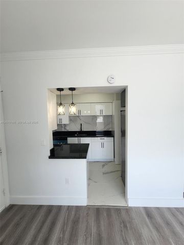 2101 Normandy Drive 202, Miami Beach, FL 33141