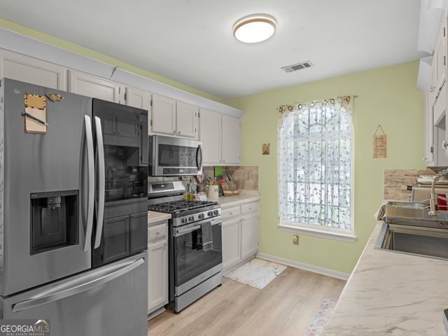 212 Brandon Ridge Circle, Stockbridge, GA 30281