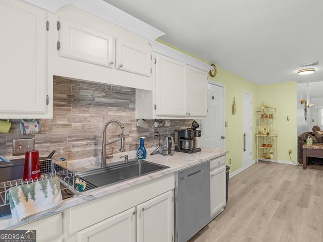 212 Brandon Ridge Circle, Stockbridge, GA 30281
