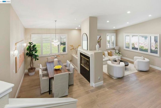 7880 La Quinta Ct, Pleasanton, CA 94588