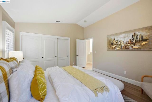 7880 La Quinta Ct, Pleasanton, CA 94588