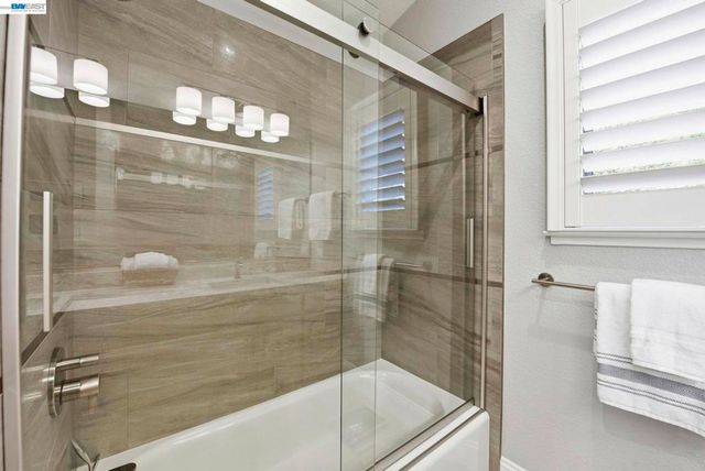 7880 La Quinta Ct, Pleasanton, CA 94588