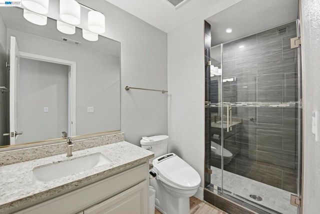 7880 La Quinta Ct, Pleasanton, CA 94588