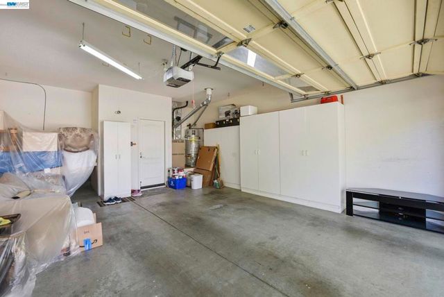 7880 La Quinta Ct, Pleasanton, CA 94588