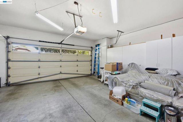 7880 La Quinta Ct, Pleasanton, CA 94588