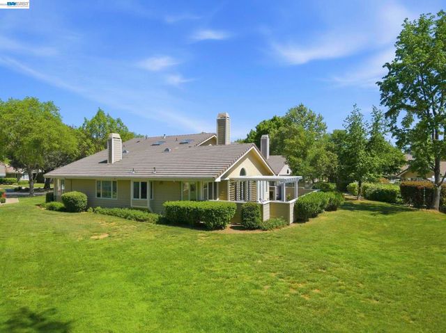 7880 La Quinta Ct, Pleasanton, CA 94588