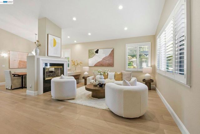 7880 La Quinta Ct, Pleasanton, CA 94588