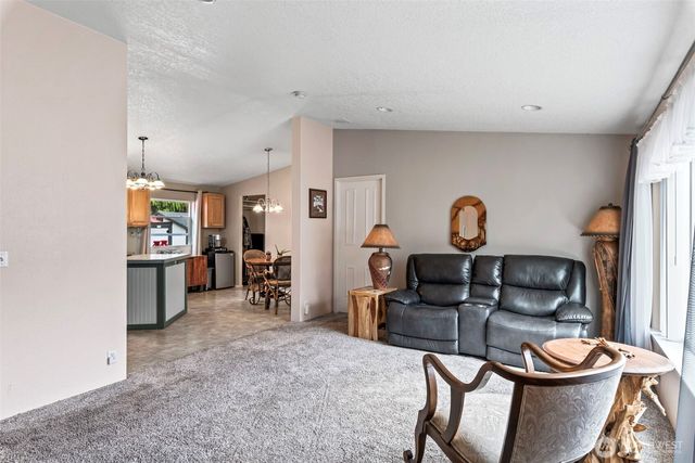 1111 Archwood Drive SW #442, Olympia, WA 98502