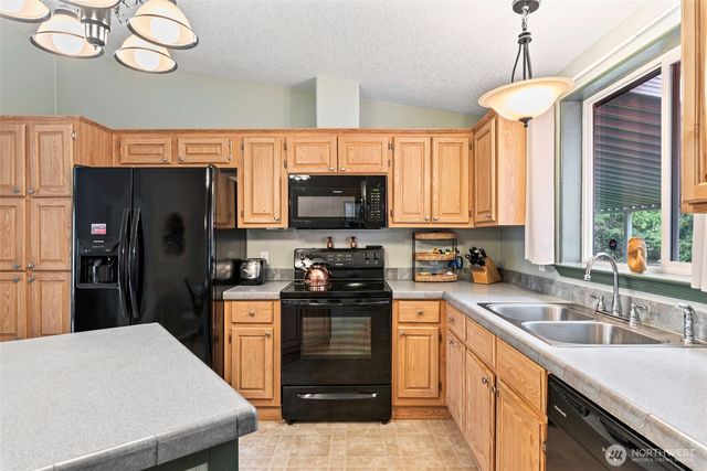1111 Archwood Drive SW #442, Olympia, WA 98502