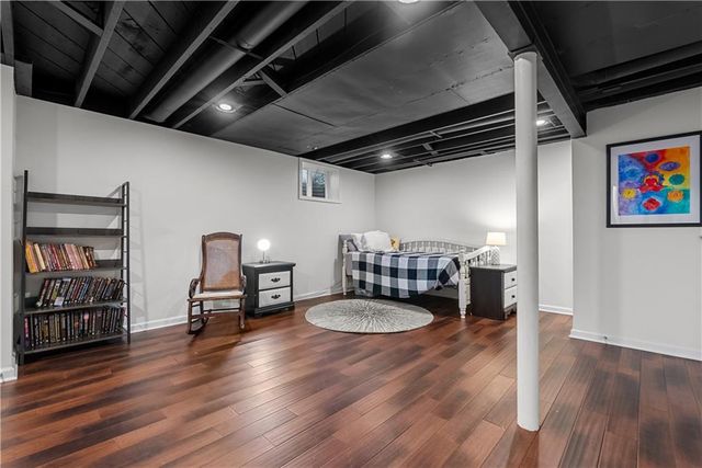 5526 Linden Street, Roeland Park, KS 66205