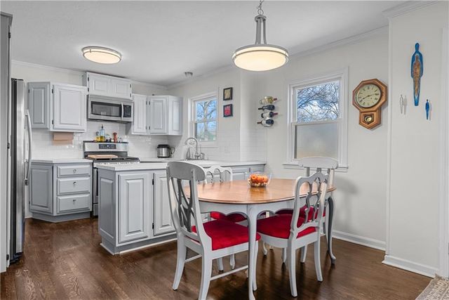 5526 Linden Street, Roeland Park, KS 66205