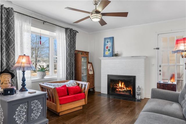 5526 Linden Street, Roeland Park, KS 66205