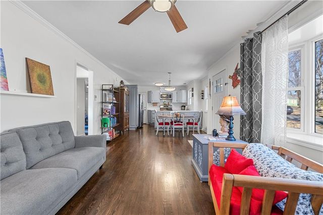 5526 Linden Street, Roeland Park, KS 66205