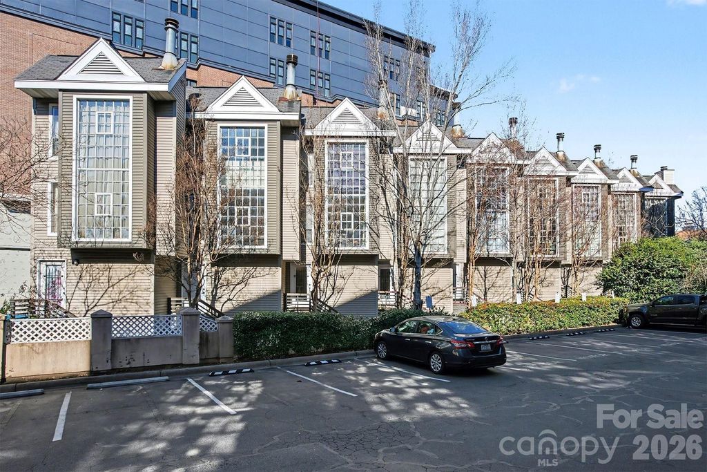 415 W 7th Street H, Charlotte, NC 28202