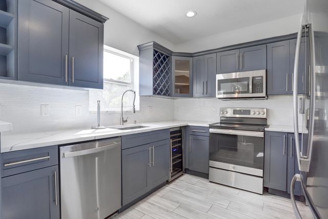 4018 Bluff Harbor Way, Wellington, FL 33449