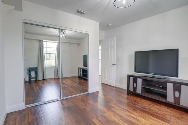 4018 Bluff Harbor Way, Wellington, FL 33449