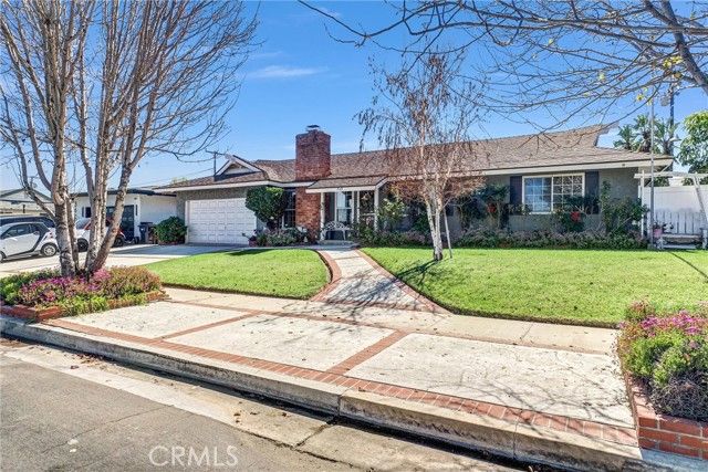 350 E Hacienda, Corona, CA 92879