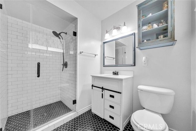 350 E Hacienda, Corona, CA 92879