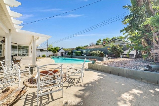 350 E Hacienda, Corona, CA 92879