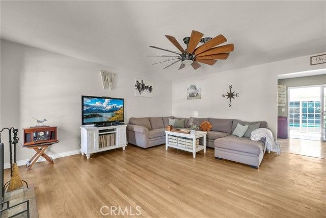 350 E Hacienda, Corona, CA 92879