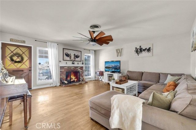 350 E Hacienda, Corona, CA 92879