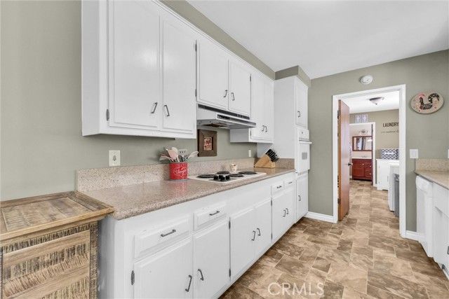 350 E Hacienda, Corona, CA 92879