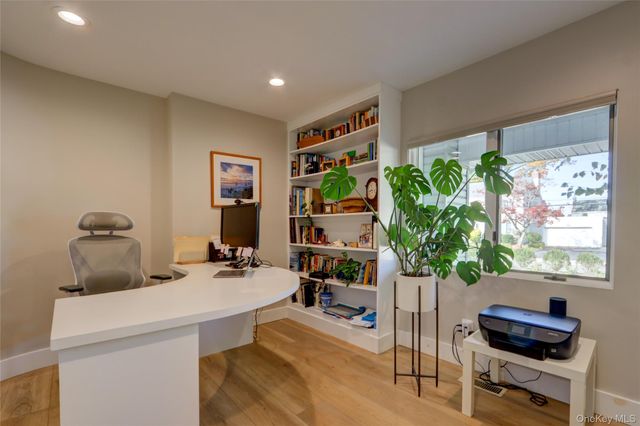 12 Combes Avenue, Rockville Centre, NY 11570