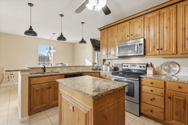 1720 Elk Run Drive, Stephenville, TX 76401