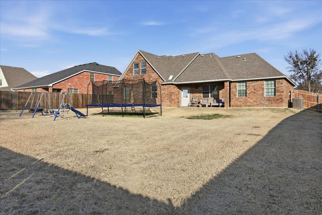 1720 Elk Run Drive, Stephenville, TX 76401