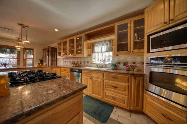 3858 Mundell Road, Eureka Springs, AR 72631