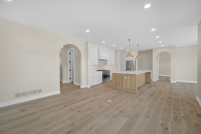 13790 Compass Rose Drive, Traverse City, MI 49684