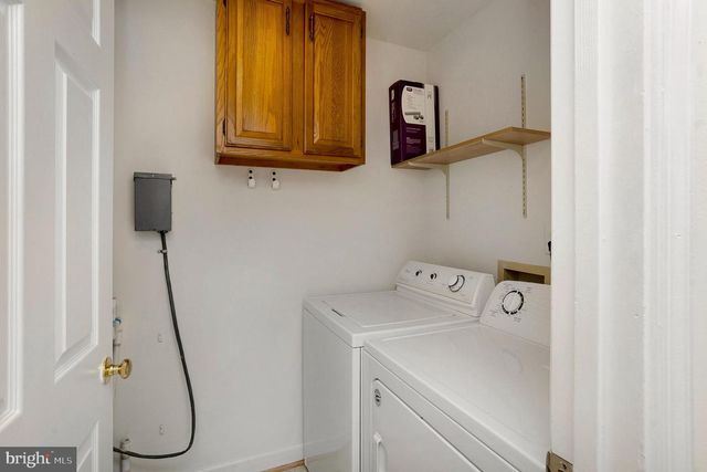 12158 SALEMTOWN DR, Woodbridge, VA 22192