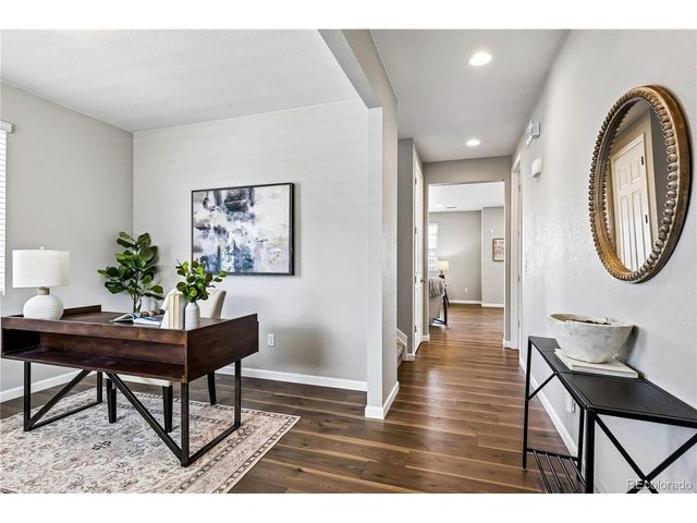 8053 Adams Fork Ave, Littleton, CO 80125