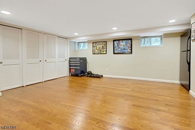 62 Southern Slope Dr, Millburn Twp., NJ 07041