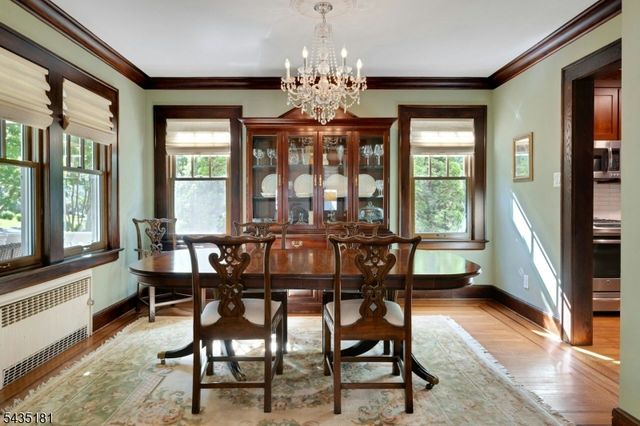 62 Southern Slope Dr, Millburn Twp., NJ 07041